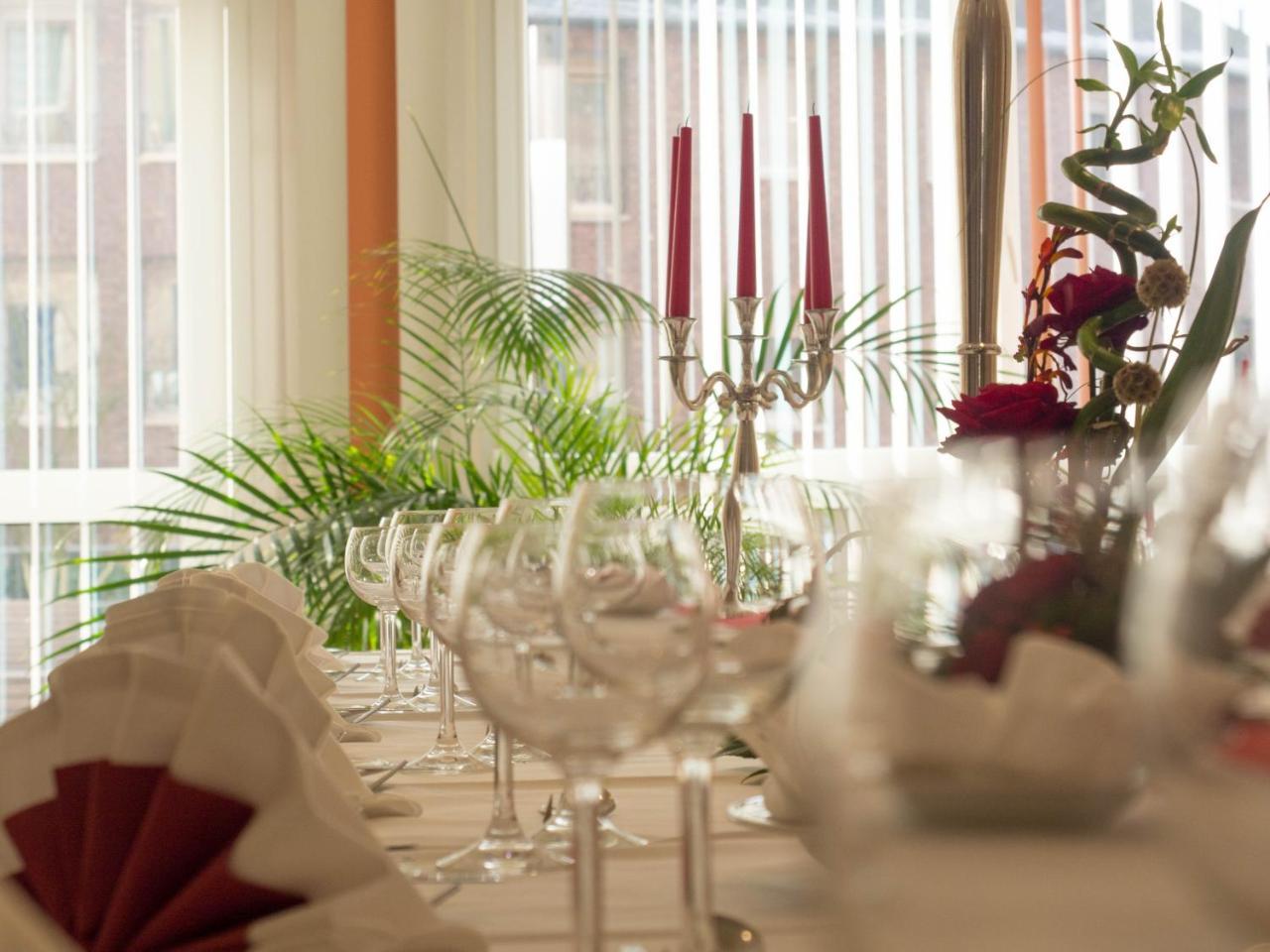 טרויסדורף Hotel Primula מראה חיצוני תמונה
